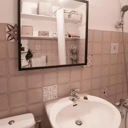 Апартаменты Cozy Appt Aux Buttes Chaumont *