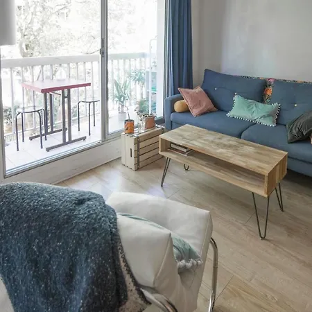 Cozy Appt Aux Buttes Chaumont